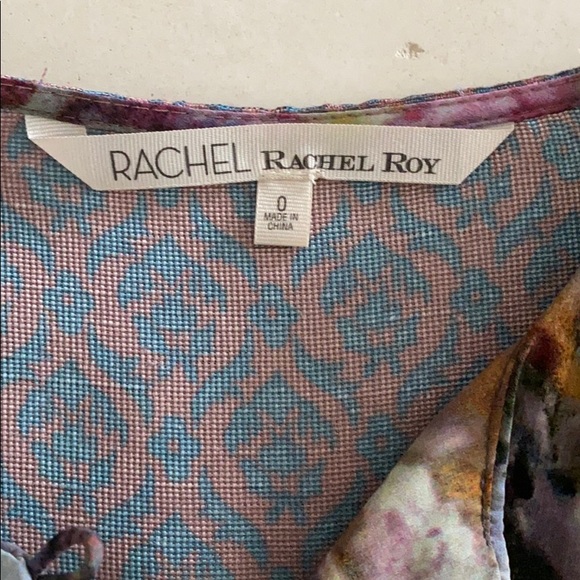 Dress - Picture 8 of 8